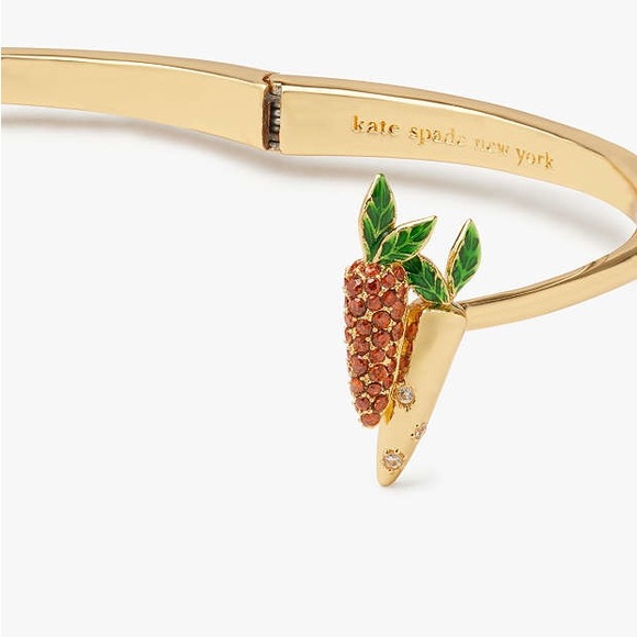 🥕 NWT Kate Spade Harvest Time Vegetable Hinge Cuff 🥕 - Picture 2 of 6